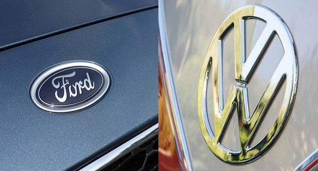 Ford và Volkswagen đã ký Biên bản Ghi nhớ hợp tác sản xuất các xe thương mại đặt nền móng cho liên minh ôtô vào tháng 6.