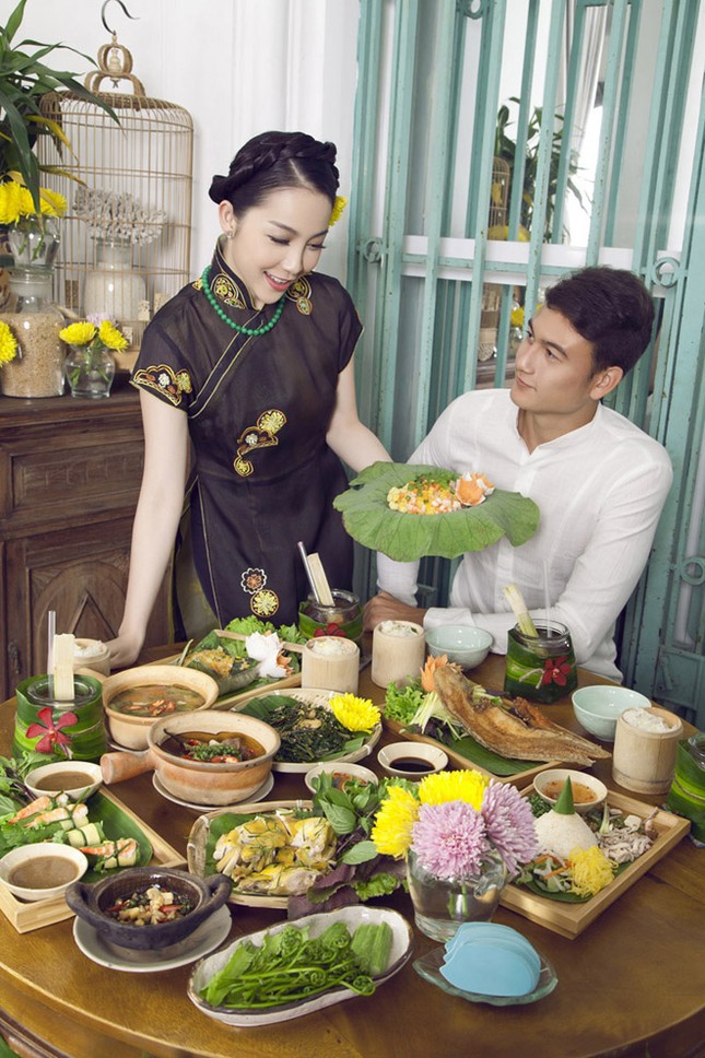 Linh Nga tập làm người mẹ đảm đang ảnh 7