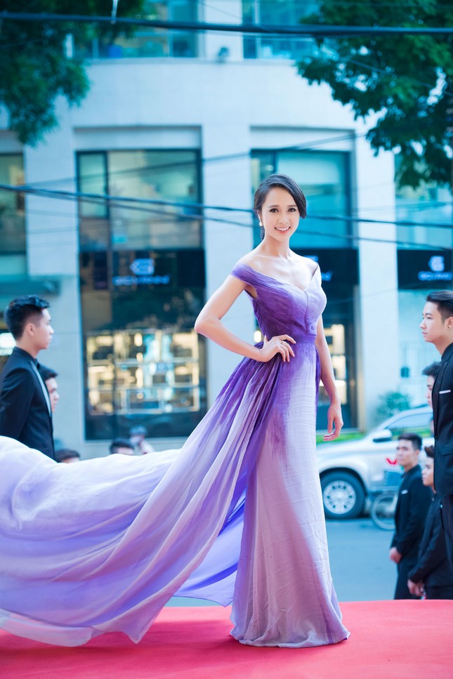 Sao 'Biệt đội đánh thuê' phong trần bên Vũ Ngọc Anh ở Hà Nội ảnh 1
