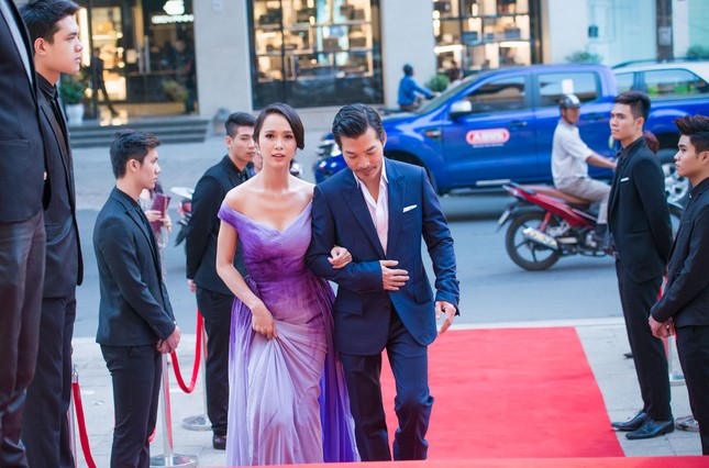 Sao 'Biệt đội đánh thuê' phong trần bên Vũ Ngọc Anh ở Hà Nội ảnh 3