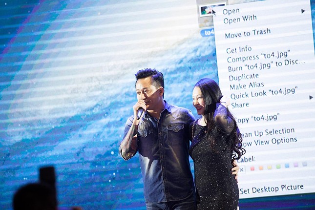 Tuấn Hưng nũng nịu làm lễ đầy tháng cho con trai ảnh 7