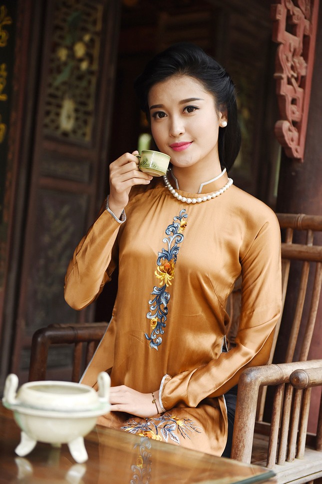 Á hậu Huyền My đẹp nền nã với áo dài du xuân ảnh 9