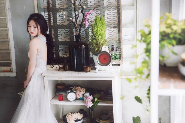 Hương Tràm diện váy cưới, hóa cô dâu xinh đẹp ảnh 7