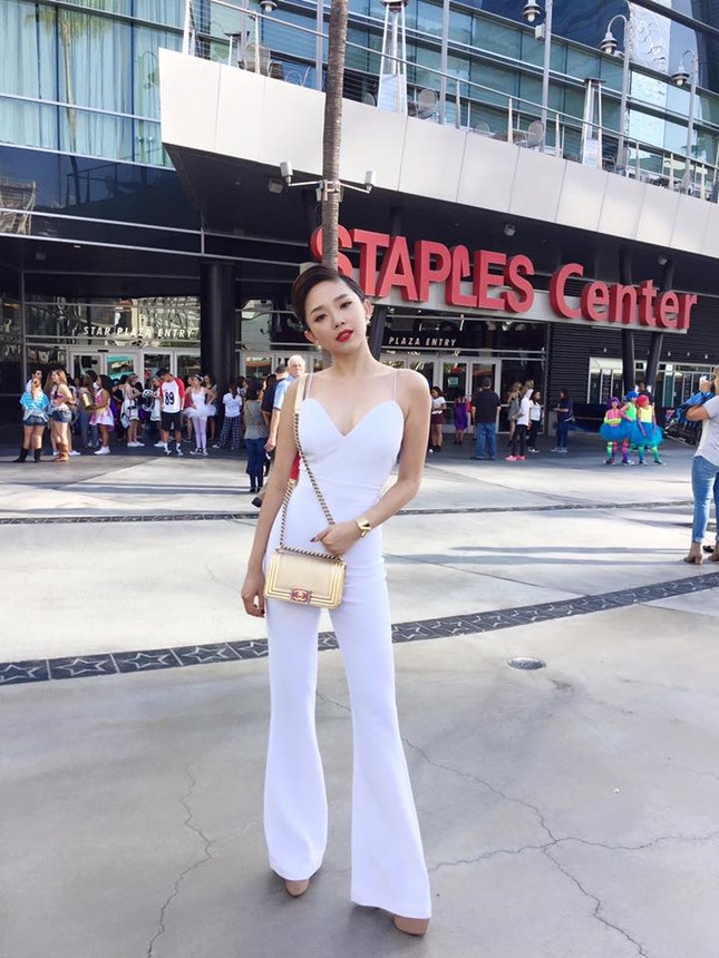 Tóc Tiên khoe ảnh chụp cùng Taylor Swift khiến fan ghen tỵ ảnh 1