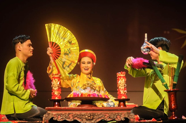 Vở diễn 'Tứ Phủ' tái hiện nghi lễ Hầu Đồng nguyên bản ảnh 7