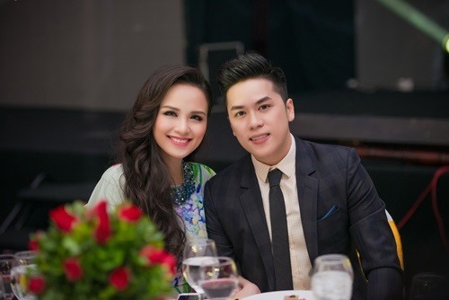 Thanh Tú hát ‘Như có Bác Hồ’, Mâu Thuỷ nhuộm tóc đỏ nếu U23 VN vô địch ảnh 4