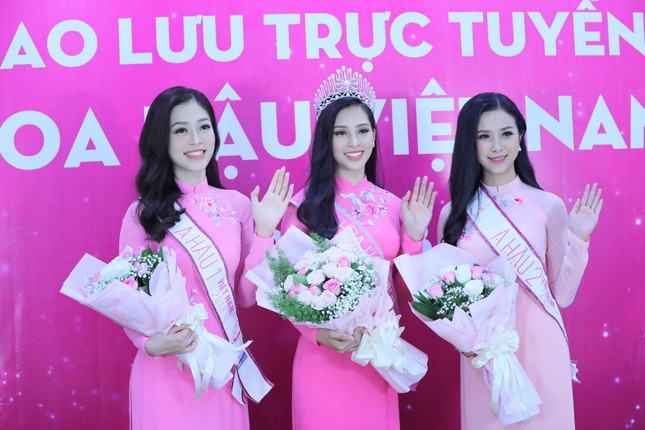 Hoa hậu Trần Tiểu Vy: 'Tôi đủ bản lĩnh để vượt qua cám dỗ' ảnh 3