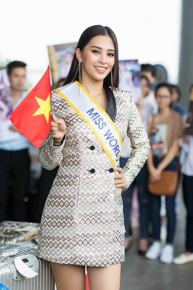 Những người đẹp làm rạng danh nhan sắc Việt trên trường quốc tế 2018 ảnh 6
