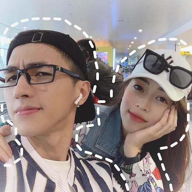 Á hậu Phương Nga và Bình An đeo nhẫn đôi, sắp về chung một nhà? ảnh 1