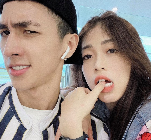 Á hậu Phương Nga và Bình An đeo nhẫn đôi, sắp về chung một nhà? ảnh 2