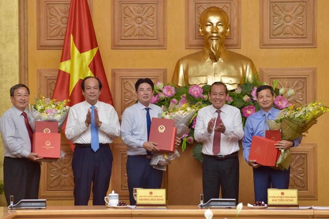 Công bố quyết định Thủ tướng Chính phủ về công tác cán bộ ảnh 2