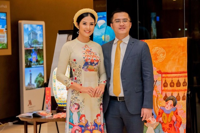 Dàn hoa hậu, á hậu làm gì khi showbiz bị tê liệt thời Covid-19? ảnh 1