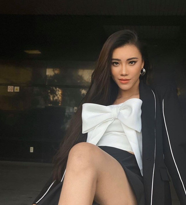 Hoàng Thuỳ: 'Khi có dịch bệnh thì giàu hay nghèo cũng giống nhau' ảnh 8