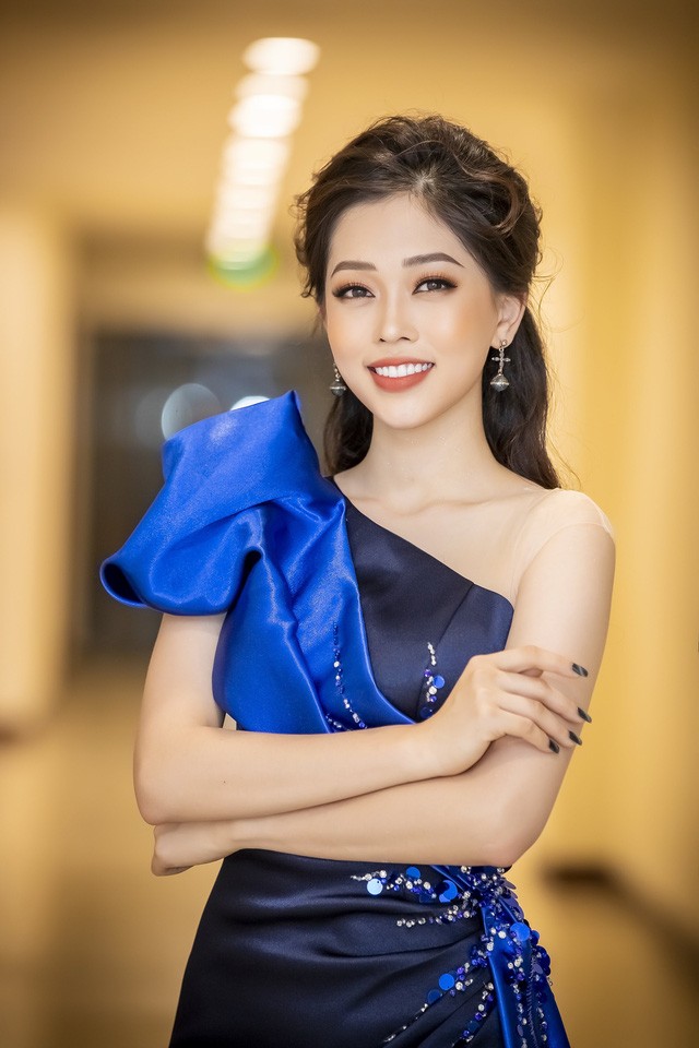 Á hậu Phương Nga: 'Chắc sẽ không kìm được nước mắt trong đêm chung kết HHVN 2020' ảnh 2