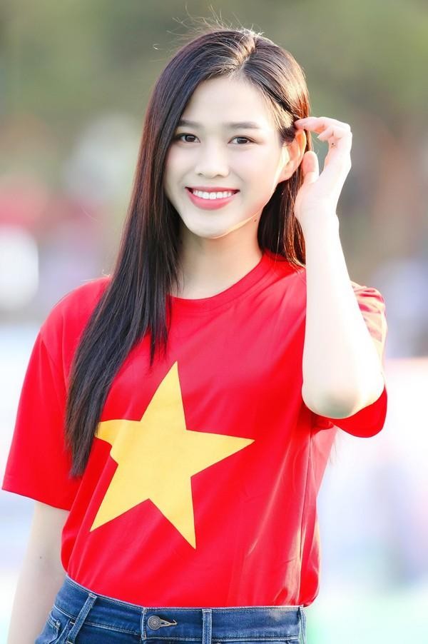 Sau Ngọc Thảo, fan đặt kỳ vọng vào dàn người đẹp thi quốc tế trong năm 2021 ảnh 11