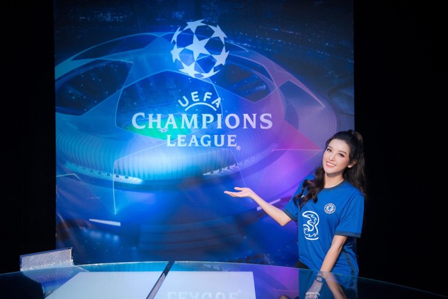 Huyền My hội ngộ tiền vệ Đỗ Hùng Dũng, vỡ oà khi Chelsea vô địch Champions League ảnh 4