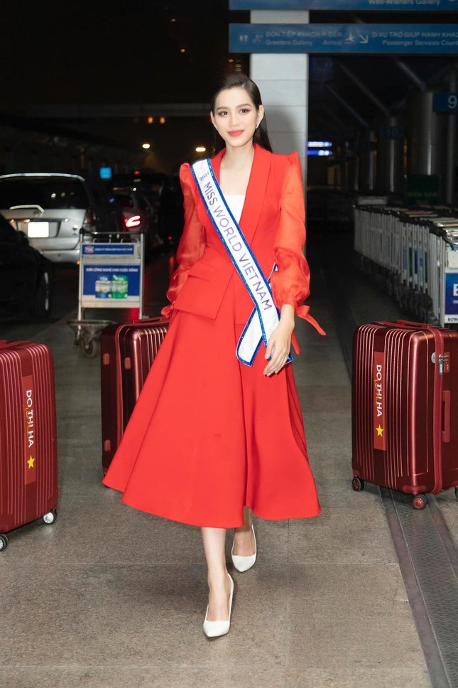 Nhìn lại hành trình 1 tháng đầy dấu ấn của Đỗ Thị Hà tại Miss World 2021 ảnh 1