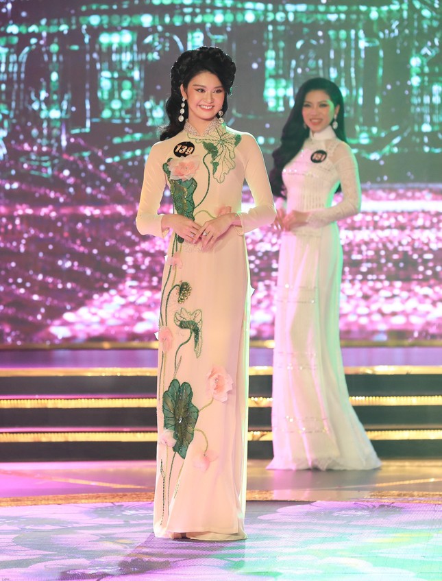 Nữ giám đốc đam mê nghề nông giành ngôi vị Á hậu 1 tại Hoa hậu Doanh Nhân 2021 ảnh 5