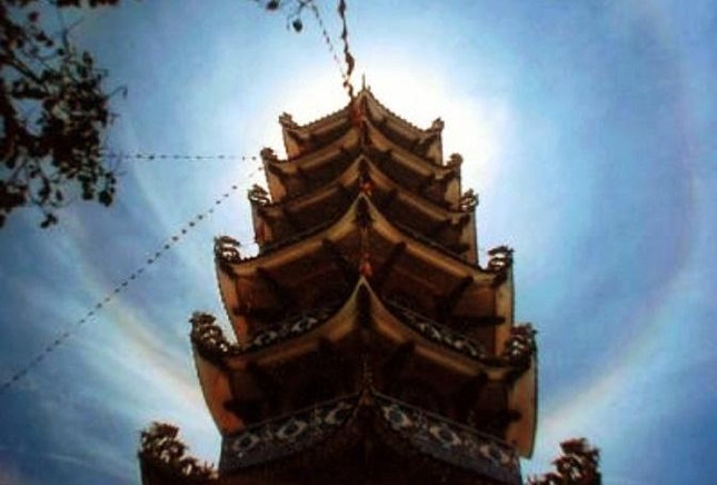 Ngôi chùa tạo tác bằng nhiều... mảnh sành nhất Việt Nam ảnh 6