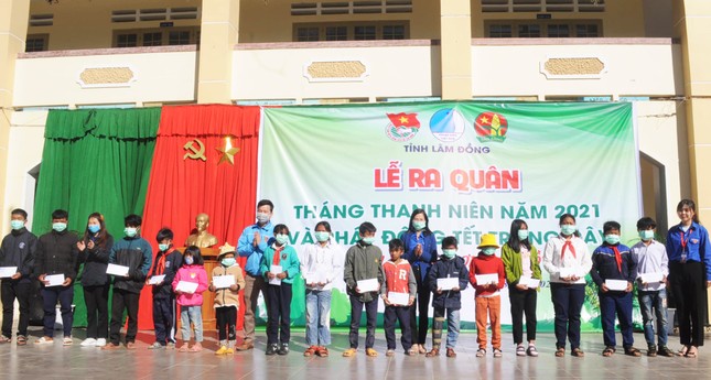 Lâm Đồng - Đắk Nông: Hàng tỉ đồng cho các công trình, phần việc thanh niên ảnh 1