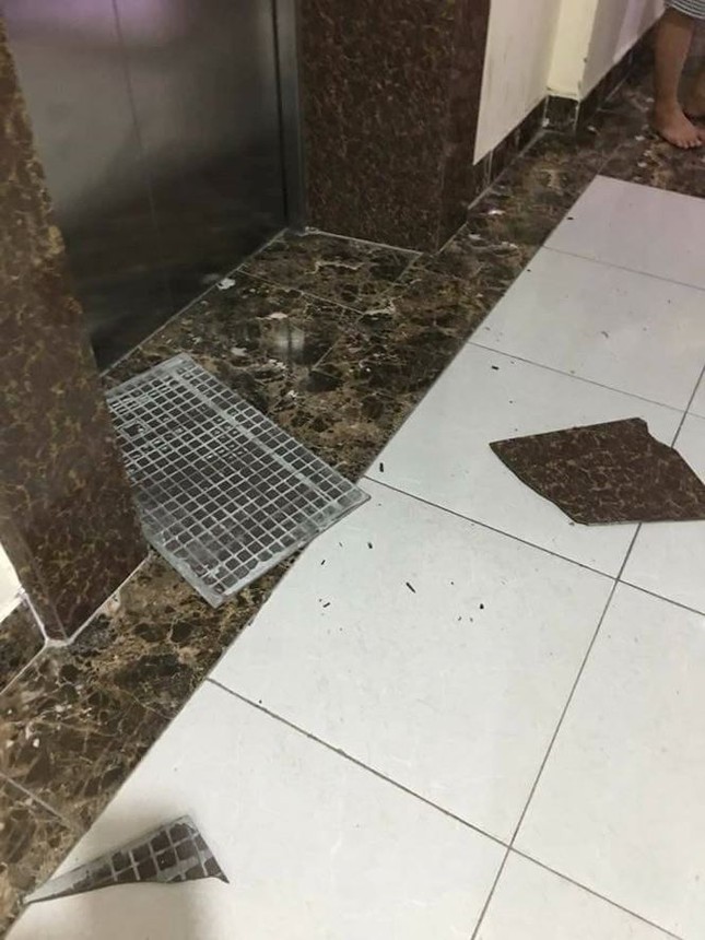Chung cư Tân Tây Đô: Sau rơi gạch ốp tường là sập trần thạch cao ảnh 4