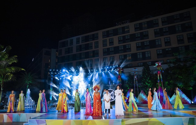 Lộ diện top 3 xuất sắc nhất tại đêm thi 'Top Model' của Miss World Việt Nam ảnh 50