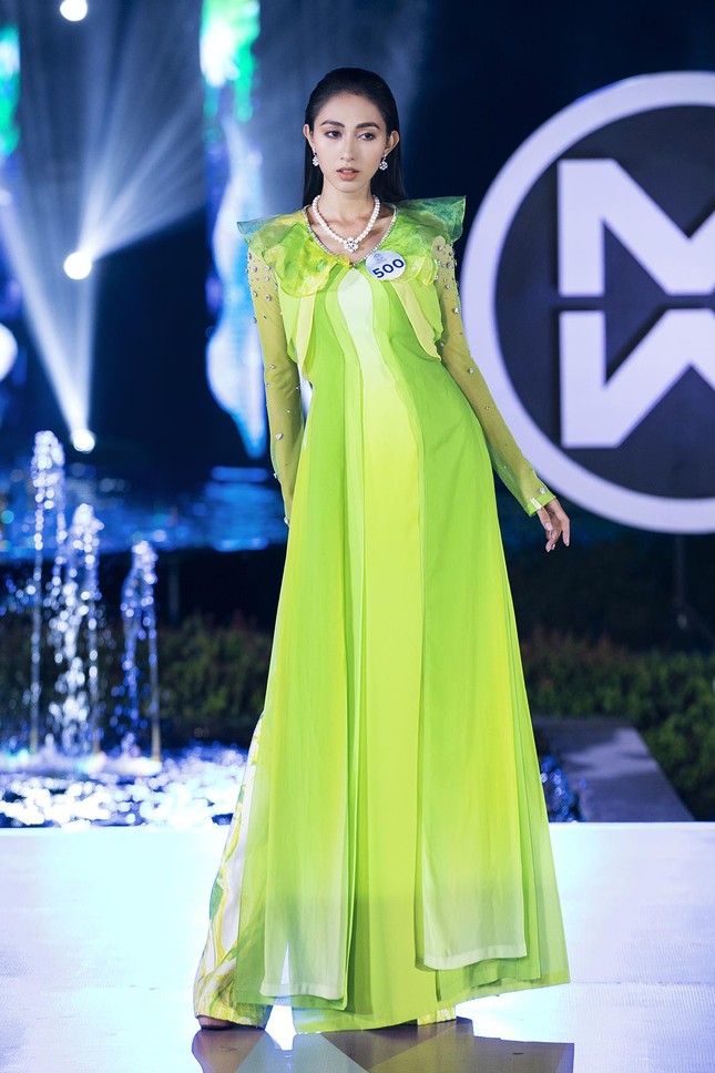 Lộ diện top 3 xuất sắc nhất tại đêm thi 'Top Model' của Miss World Việt Nam ảnh 34