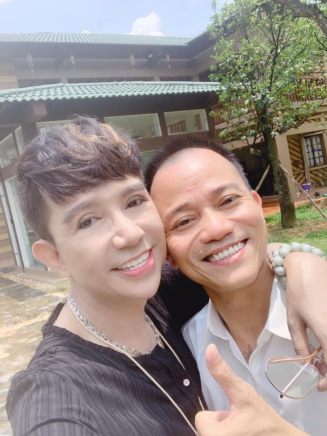 Nhà vườn hoành tráng ở Sóc Sơn của Thanh Thanh Hiền và chồng - con trai Chế Linh ảnh 2