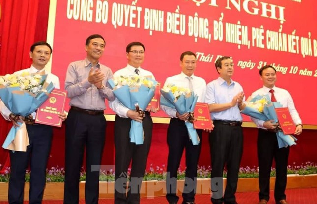 Điều động, bổ nhiệm nhân sự 13 tỉnh, thành ảnh 2