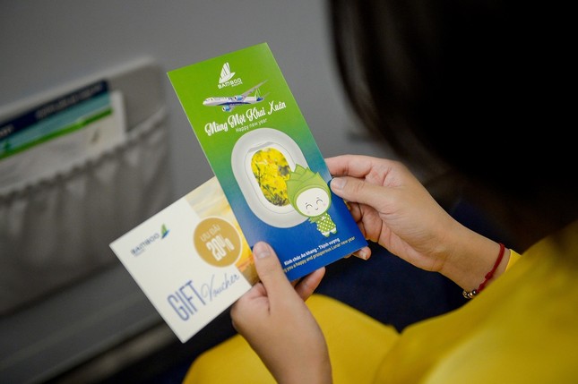 Bamboo Airways tặng 1.000 món quà lì xì tới hành khách đầu năm Canh Tý 2020 ảnh 5