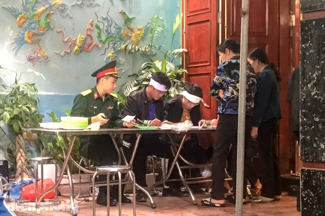 Quê nhà đón đợi Tướng Hùng về an yên trong lòng đất mẹ ảnh 13