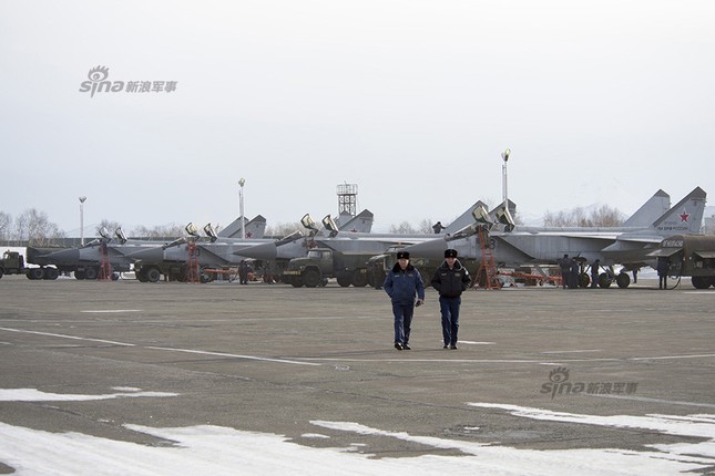 Lộ diện tiêm kích MiG-31 Nga bảo vệ vùng Viễn Đông ảnh 11