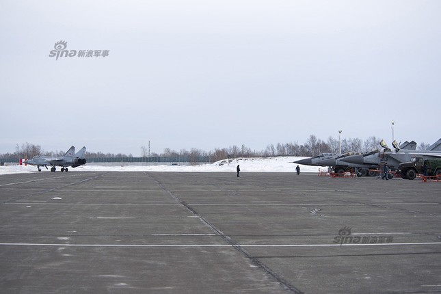 Lộ diện tiêm kích MiG-31 Nga bảo vệ vùng Viễn Đông ảnh 4