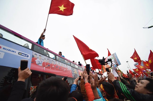 Thủ tướng: U23 Việt Nam đã vô địch trong 90 triệu con tim ảnh 91
