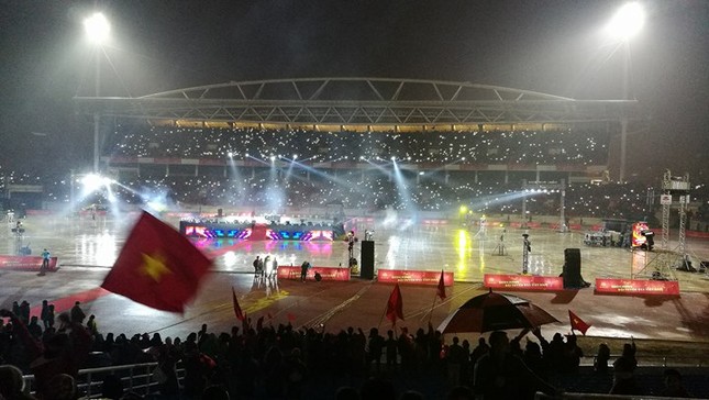 U23 Việt Nam hát 'Niềm tin chiến thắng' trên sân Mỹ Đình ảnh 17