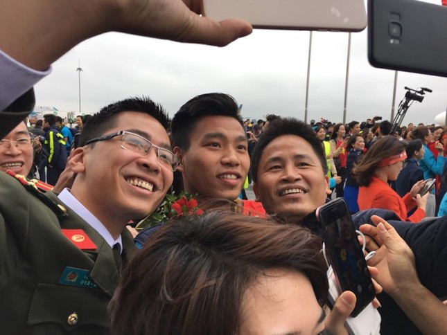 Thủ tướng: U23 Việt Nam đã vô địch trong 90 triệu con tim ảnh 67