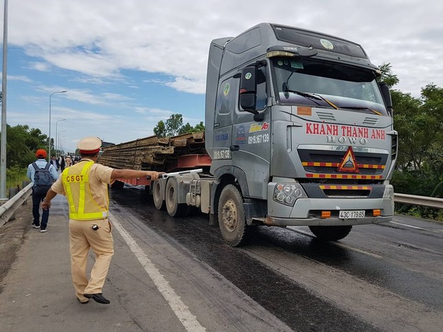 Xe đi rước dâu gặp nạn, 13 người tử vong ảnh 6