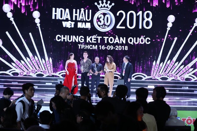 Cô gái 18 tuổi Trần Tiểu Vy đăng quang Hoa hậu Việt Nam 2018 ảnh 20