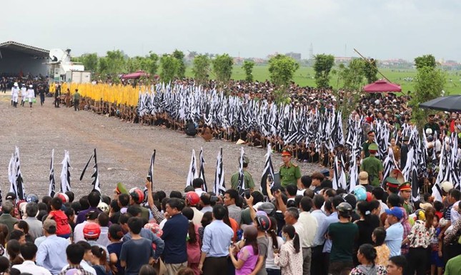 Chủ tịch nước Trần Đại Quang trở về đất mẹ ảnh 50