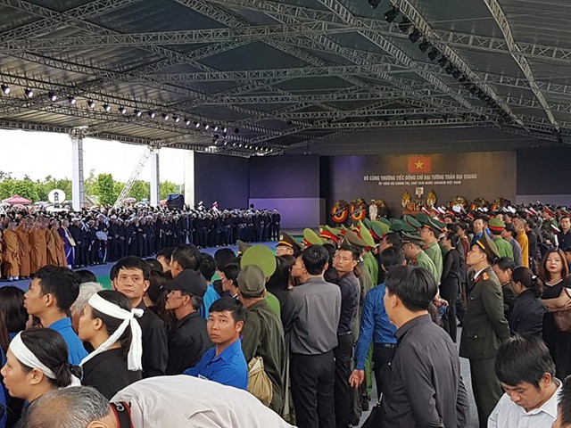 Chủ tịch nước Trần Đại Quang trở về đất mẹ ảnh 44