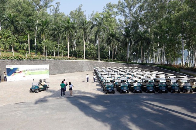144 golfer và 6 giờ trải nghiệm thú vị trên sân Kings Course ảnh 20