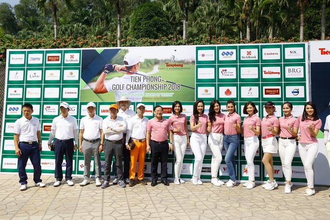 144 golfer và 6 giờ trải nghiệm thú vị trên sân Kings Course ảnh 28