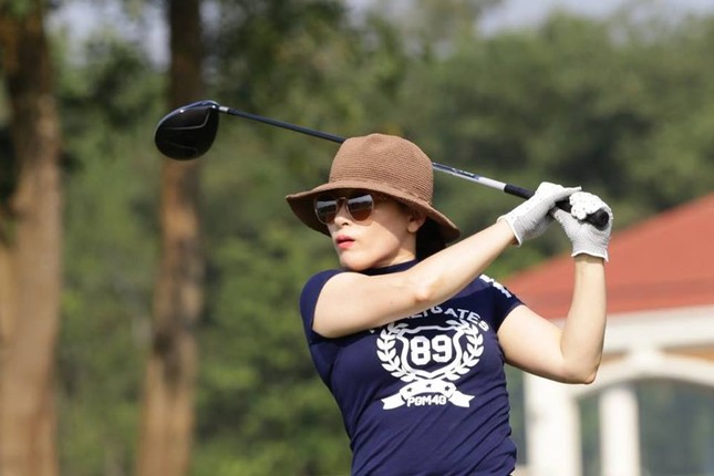 144 golfer và 6 giờ trải nghiệm thú vị trên sân Kings Course ảnh 52