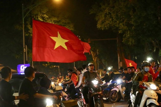 Triệu con tim hòa chung nhịp đập ảnh 17