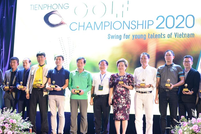 Golfer 17 tuổi Nguyễn Nhất Long vô địch Tiền Phong Golf Championship 2020 ảnh 17