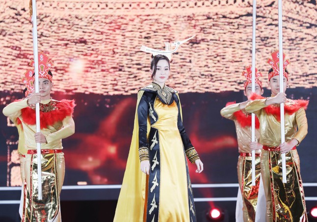 Đỗ Thị Hà đăng quang Hoa hậu Việt Nam 2020 ảnh 39