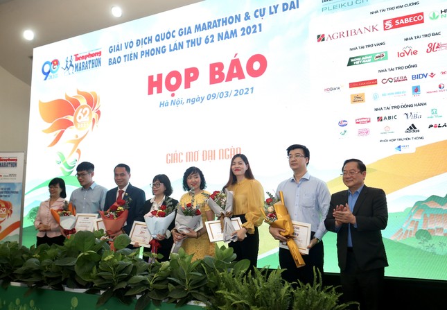 Tiền Phong Marathon 2021 - Giấc mơ đại ngàn ảnh 39