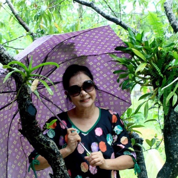 Ni cô Huyền Trang 'Biệt động Sài Gòn' sau gần 4 thập niên giờ ra sao? ảnh 5