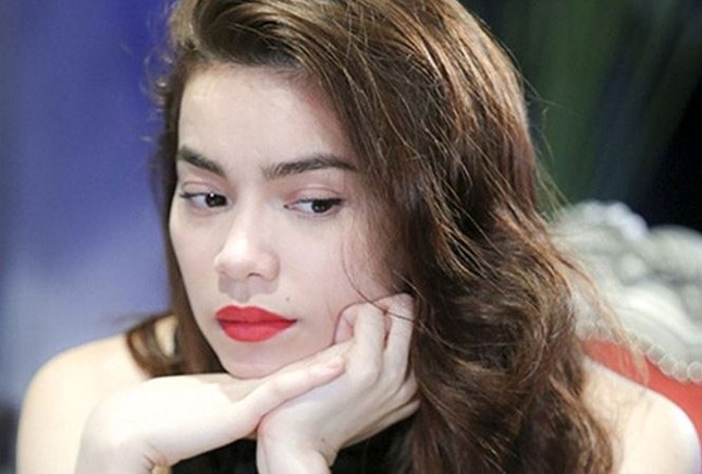 Showbiz 23/3: Chân dung nữ hoàng bikini đầu tiên trong showbiz Việt ảnh 2