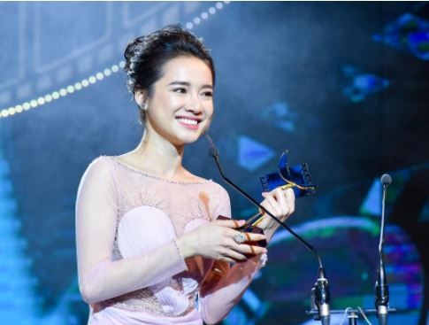 Bị đồn chia tay Trường Giang, yêu Nhan Phúc Vinh, Nhã Phương nói gì? ảnh 1